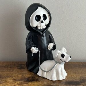 New Grim Reaper Walking Ghost Dog Halloween Statue Figurine Black White Spooky